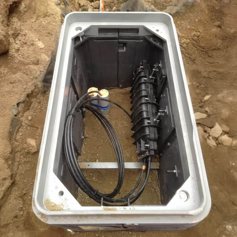 Fiber Optic Services - Underground Field Splice